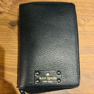 Kate spade black Wellesley zip personal planner